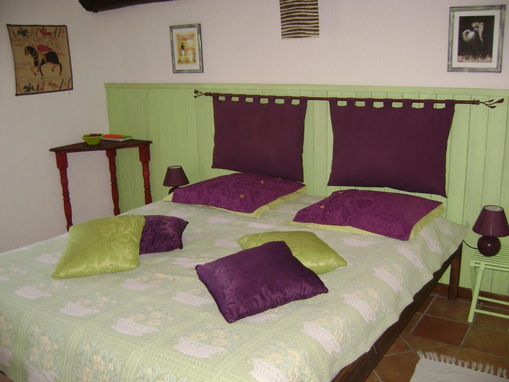 Les Chandelles Bed & Breakfast Villiers-le-Morhier Room photo